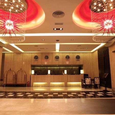 Crown Garden Hotel Kota Bharu Exterior foto